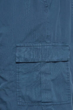 YOURS Curve Navy Blue Cargo Shorts 7 YOURS Curve Navy Blue Cargo Shorts -Luna Looks Zone 01b8d8f8 a2a3 40 144855 Z