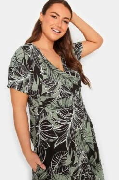 YOURS Curve Black Leaf Print V-Neck Midaxi Dress -Luna Looks Zone 04d4e4bd d00a 4a 302227 D