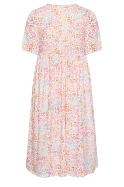 LIMITED COLLECTION Curve White Animal Print Midaxi Smock Dress 11 LIMITED COLLECTION Curve White Animal Print Midaxi Smock Dress -Luna Looks Zone 05240114 b5a5 4b 215706 Y