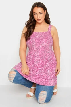 YOURS Curve Pink Animal Print Crinkle Vest Top -Luna Looks Zone 0d5e9ae6 7f0d 4b 131930 D