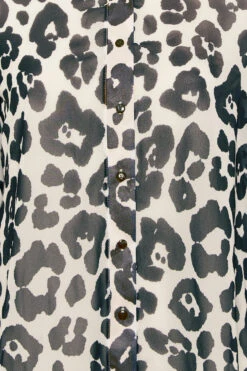 YOURS LONDON Curve White & Black Leopard Print Longline Shirt -Luna Looks Zone 112a9404 31bd 4d 162045 Z
