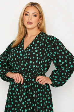 YOURS Curve Black & Green Dalmatian Print Wrap Top -Luna Looks Zone 14b75f3f 36b0 46 131686 D