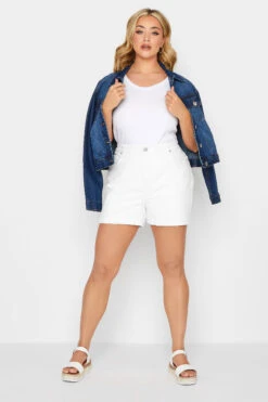 YOURS PETITE Curve White MOM Denim Shorts