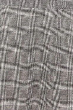 YOURS PETITE Curve Black Check Pinafore Dress -Luna Looks Zone 194428e6 5df4 47 174475 Z