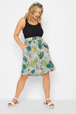 YOURS Curve White Mixed Tropcial Print Jersey Shorts