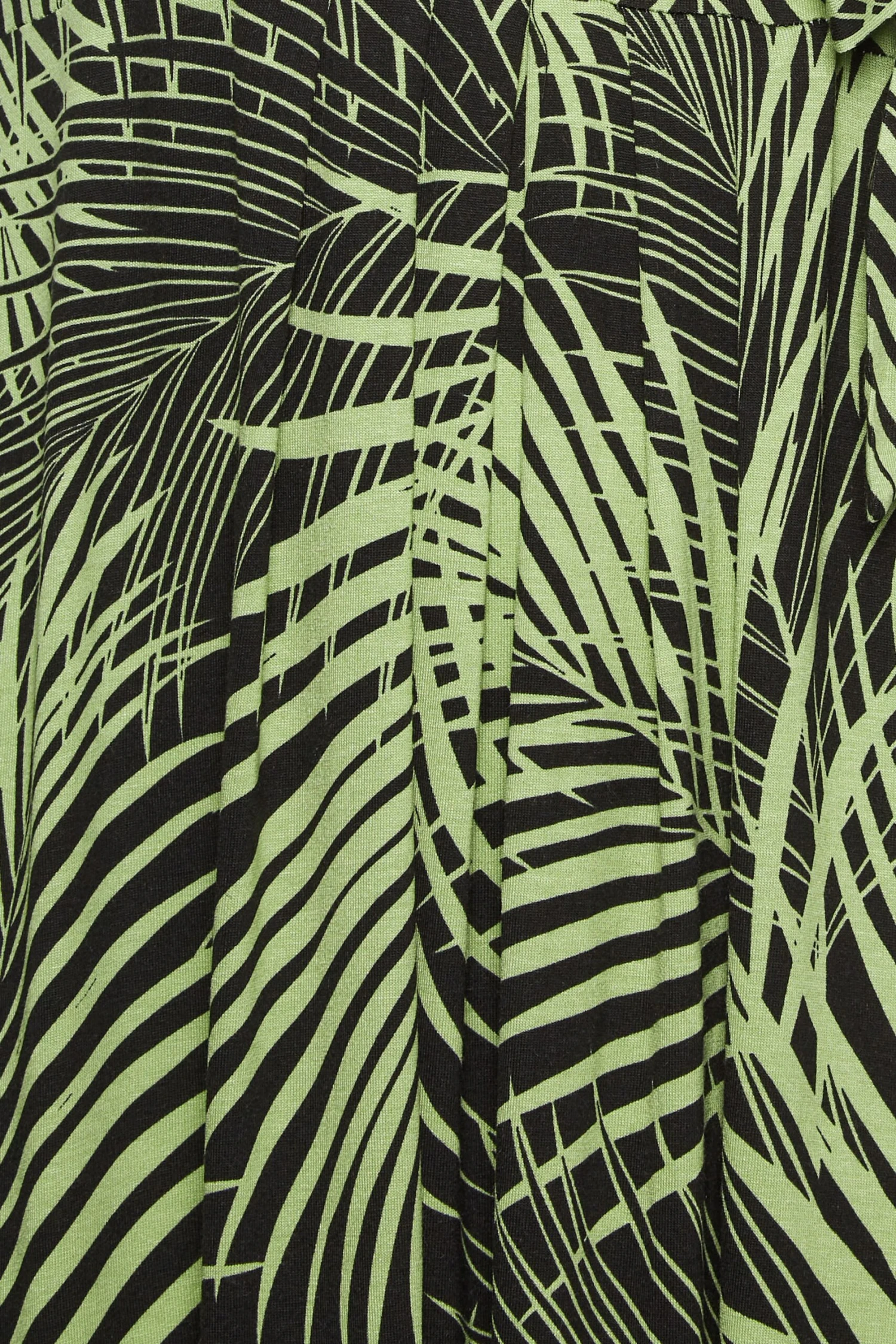 YOURS Curve Green Leaf Print Wrap Maxi Dress 4 YOURS Curve Green Leaf Print Wrap Maxi Dress - Image 4