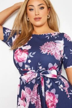 YOURS LONDON Curve Navy Blue Floral Print Midi Skater Dress -Luna Looks Zone 2158bf7b c377 48 162082 D