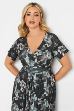 YOURS Curve Black V-Neck Floral Wrap Dress -Luna Looks Zone 21615ebe e244 42 302165 D