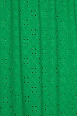 YOURS Curve Green Broderie Anglaise Maxi Dress -Luna Looks Zone 2522a6b1 32d2 47 137557 Z