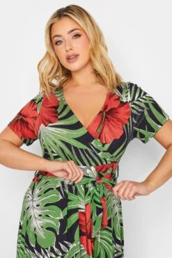 YOURS Curve Green & Red Floral Front Tie Maxi Dress -Luna Looks Zone 2991d15c 639b 44 301697 D