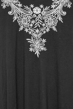 YOURS Curve Black Embroidered Neck Vest Top -Luna Looks Zone 29cad93d 6724 4b 300921 Z