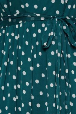 YOURS LONDON Curve Green Polka Dot Ruffle Maxi Dress -Luna Looks Zone 2b7a518b 9cc8 44 162209 Z