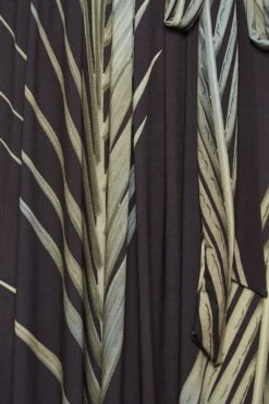 YOURS Curve Leaf Print Wrap Dress 9 YOURS Curve Leaf Print Wrap Dress -Luna Looks Zone 2c43a20f 7cc3 40 302152 Z