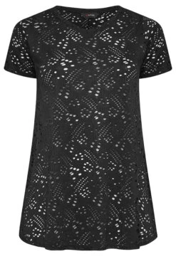 YOURS Curve 2 PACK White & Black Broderie Anglaise Swing V-Neck T-Shirt -Luna Looks Zone 366464e5 9d57 4a 320691 X