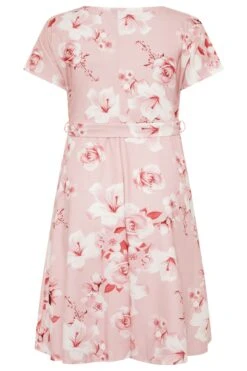 YOURS LONDON Curve Blush Pink Floral Wrap Skater Dress -Luna Looks Zone 3bbb6e8f d52e 40 161421 BK