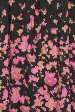 YOURS Curve Black & Pink Floral Border Swing Top 7 YOURS Curve Black & Pink Floral Border Swing Top -Luna Looks Zone 3e1a2634 679a 42 131989 Z