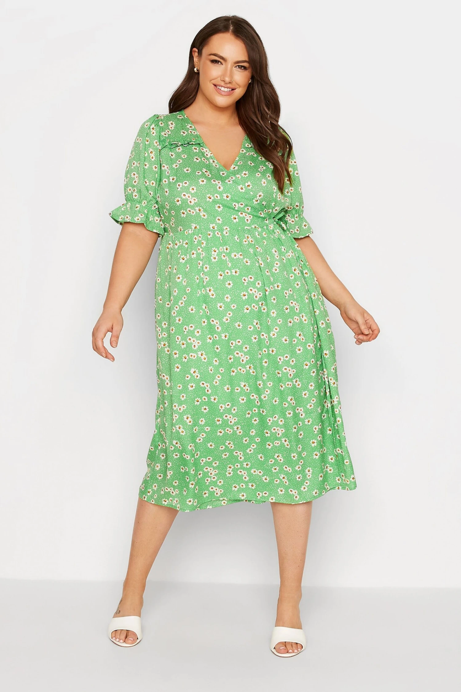 YOURS Curve Green Daisy Print Frill Sleeve Wrap Dress 1 YOURS Curve Green Daisy Print Frill Sleeve Wrap Dress