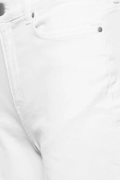 YOURS PETITE Curve White MOM Denim Shorts -Luna Looks Zone 42806759 2e92 48 174455 Z