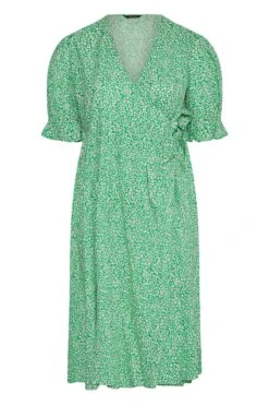 LIMITED COLLECTION Curve Green Ditsy Wrap Dress -Luna Looks Zone 447269c3 7f3a 4f 214397 X