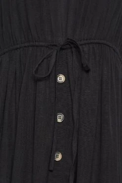 LIMITED COLLECTION Curve Black Frill Sleeve Cotton Maxi Dress -Luna Looks Zone 44b34cf0 7d3f 40 215680 Z