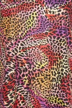 LIMITED COLLECTION Curve Pink Animal Print Boxy Vest Top -Luna Looks Zone 4badec9d 74c9 40 215649 Z
