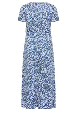 YOURS Curve Blue Ditsy Floral Wrap Dress 11 YOURS Curve Blue Ditsy Floral Wrap Dress -Luna Looks Zone 518c3432 3f0c 41 301995 Y