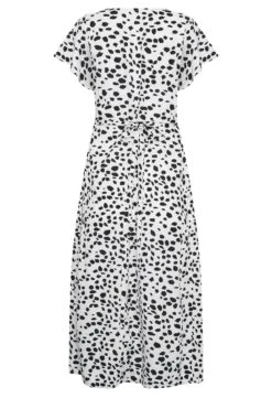 YOURS PETITE Curve White Dalmatian Print Midi Tea Dress -Luna Looks Zone 54299a5c 798a 4e 174504 Y
