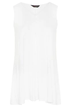 YOURS 2 PACK Curve Black & White Pleat Front Vest Tops 21 YOURS 2 PACK Curve Black & White Pleat Front Vest Tops -Luna Looks Zone 57ae7049 8977 4d 320794 X1