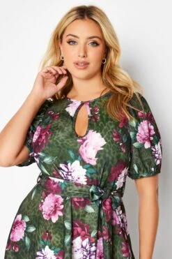 YOURS LONDON Curve Green Floral Animal Print Keyhole Skater Dress -Luna Looks Zone 5c88c898 f021 42 161790 D