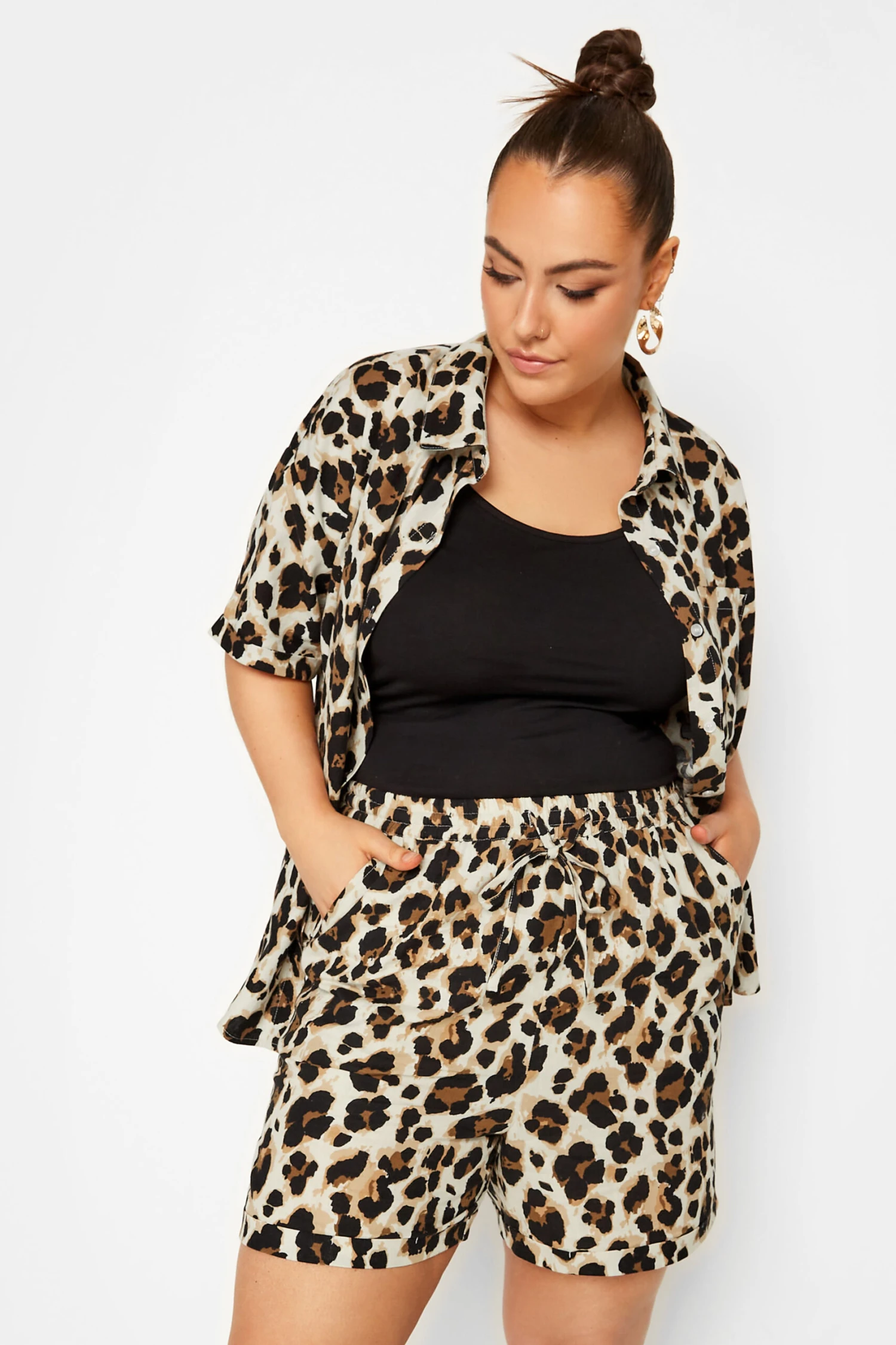 LIMITED COLLECTION Curve Brown Leopard Print Shorts 1 LIMITED COLLECTION Curve Brown Leopard Print Shorts