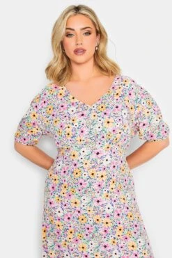 YOURS PETITE Curve Pink Floral Print Tea Dress -Luna Looks Zone 6b817ce3 10e1 49 174568 D