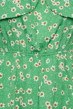 LIMITED COLLECTION Curve Green Floral Frill Cold Shoulder Top -Luna Looks Zone 6ba0a636 bc35 44 215516 Z