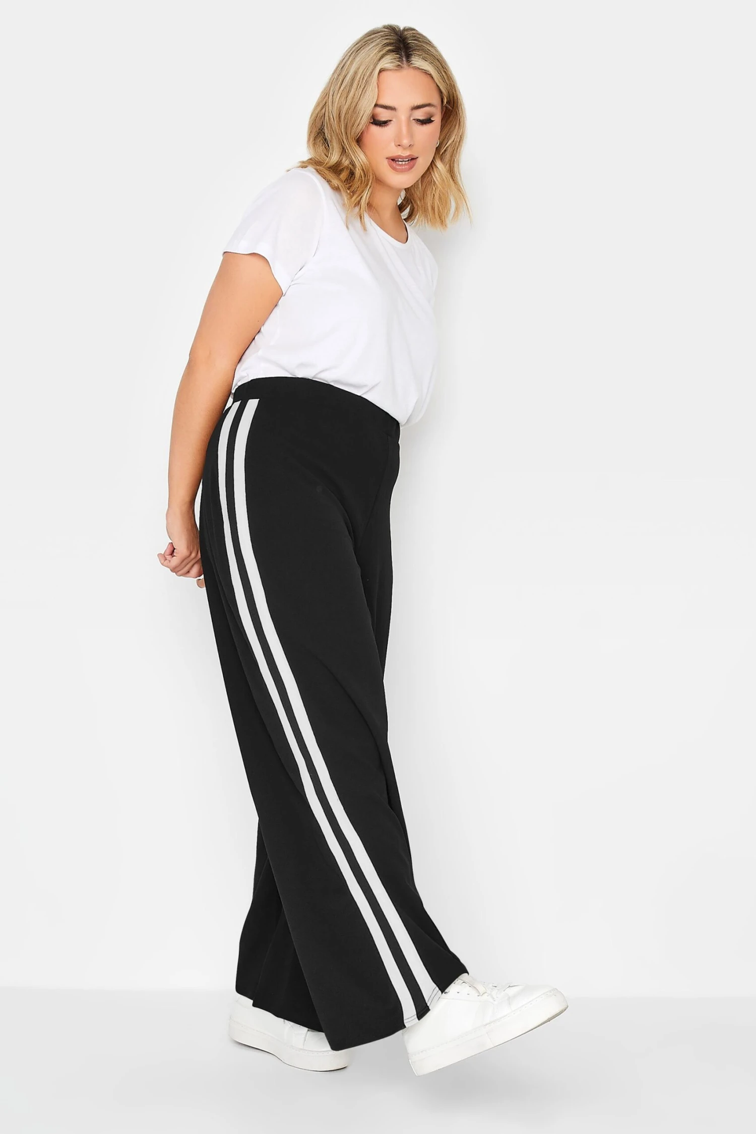 YOURS PETITE Curve Black & White Stripe Wide Leg Trousers 2 YOURS PETITE Curve Black & White Stripe Wide Leg Trousers - Image 2