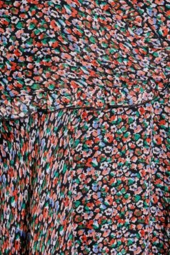 YOURS Curve Black Floral Hanky Hem Dress -Luna Looks Zone 708720ac 1add 42 174009 Z