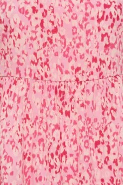 LIMITED COLLECTION Curve Pink Animal Print Puff Sleeve Top -Luna Looks Zone 70af2598 7345 49 215518 Z