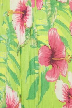 YOURS Curve Green Floral Double Layer Mesh Top 9 YOURS Curve Green Floral Double Layer Mesh Top -Luna Looks Zone 70af839d 35b2 4b 300963 Z