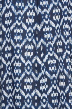 YOURS Curve Navy Blue Aztec Print Swing Top -Luna Looks Zone 73ece622 6bf5 40 131988 Z