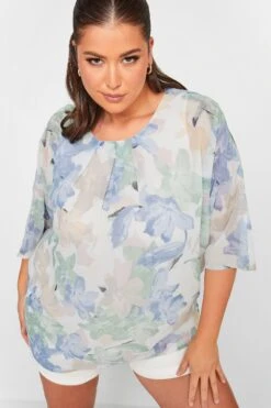 YOURS Curve Blue Floral Blouse -Luna Looks Zone 78f1b35c 5e14 45 330079 D
