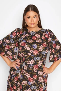 YOURS Curve Black Floral Print Side Split Midi Dress 8 YOURS Curve Black Floral Print Side Split Midi Dress -Luna Looks Zone 7945de7c 758a 45 173813 D