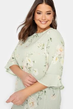 YOURS LONDON Curve Light Green Floral Tunic Top -Luna Looks Zone 7e6ec066 c540 4f 162162 D