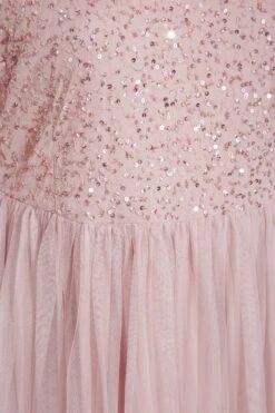 LUXE Curve Pink Sequin Hand Embellished Maxi Dress -Luna Looks Zone 86d4bdeb c05c 40 161157 S