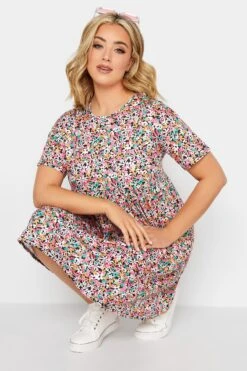 YOURS PETITE Curve Pink Ditsy Floral Print Smock Dress -Luna Looks Zone 879d71a7 5724 41 174424 D