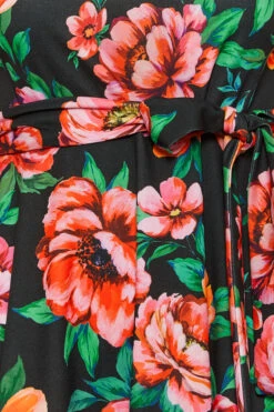 YOURS LONDON Curve Black & Red Floral Skater Dress -Luna Looks Zone 87e39155 2a62 42 162033 Z