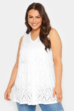 YOURS Curve 2 PACK Navy Blue Broderie Swing Vest Top -Luna Looks Zone 8e8b80d4 3b43 4a 320742 A1