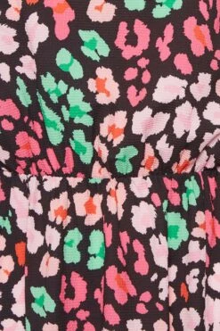 YOURS PETITE Curve Black Animal Print Halter Neck Dress -Luna Looks Zone 923297ae 5a69 47 174499 Z