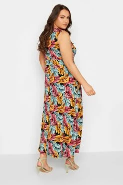 YOURS Curve Black Tropical Leaf Print Wrap Maxi Dress -Luna Looks Zone 961c3d73 766e 40 301902 C