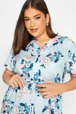 YOURS Curve Blue Floral Short Sleeve Shirt -Luna Looks Zone 99d7307d 1b1b 45 301182 D