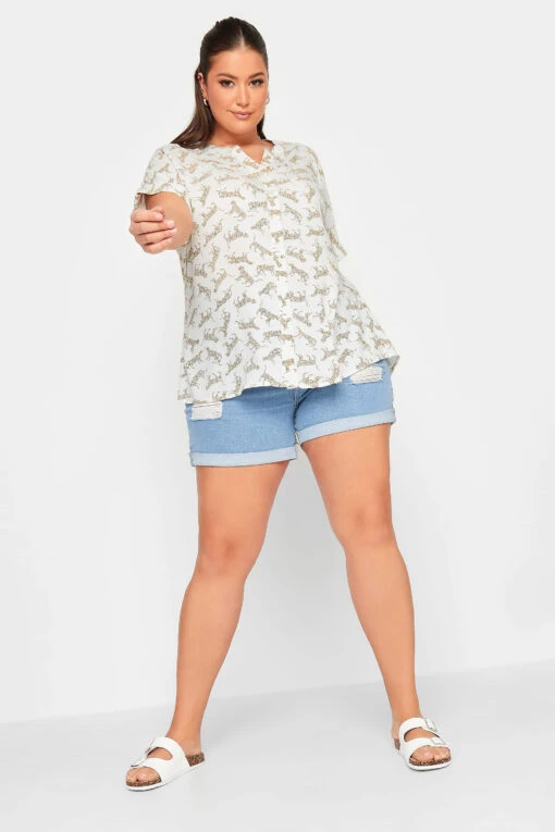 YOURS Curve White Leopard Print Short Sleeve Shirt -Luna Looks Zone 9b252230 fe9c 4a 131949 B