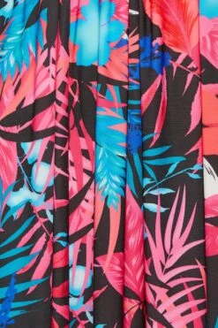 YOURS LONDON Curve Black Tropical Print Wrap Dress -Luna Looks Zone a3249bd8 921f 42 162220 Z