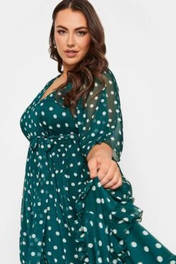 YOURS LONDON Curve Green Polka Dot Ruffle Maxi Dress -Luna Looks Zone a7d86e19 bd4b 40 162209 D